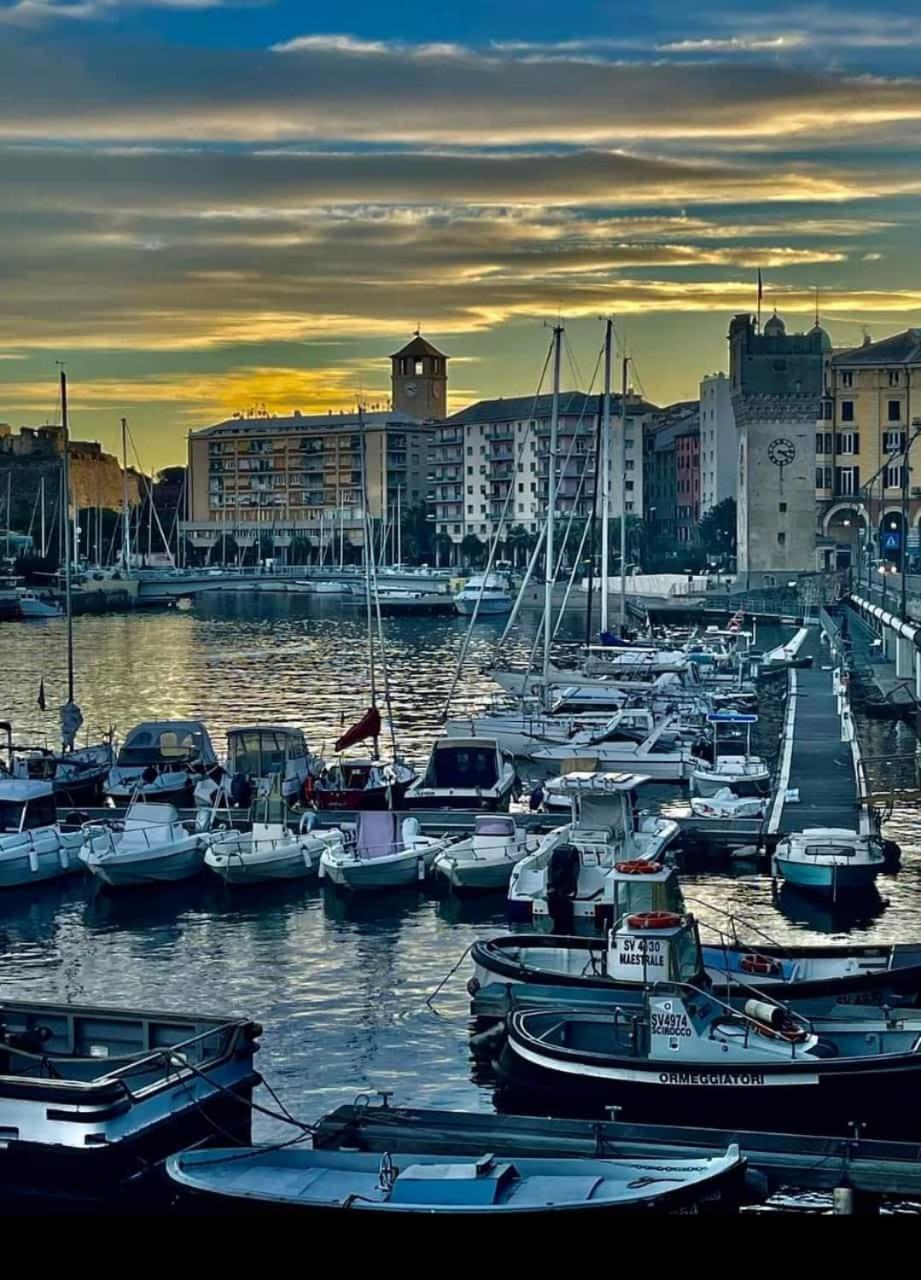 Costa E Mare Apartamento Savona Exterior foto